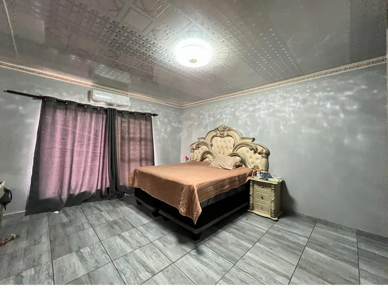 To Let 4 Bedroom Property for Rent in Kathu Northern Cape